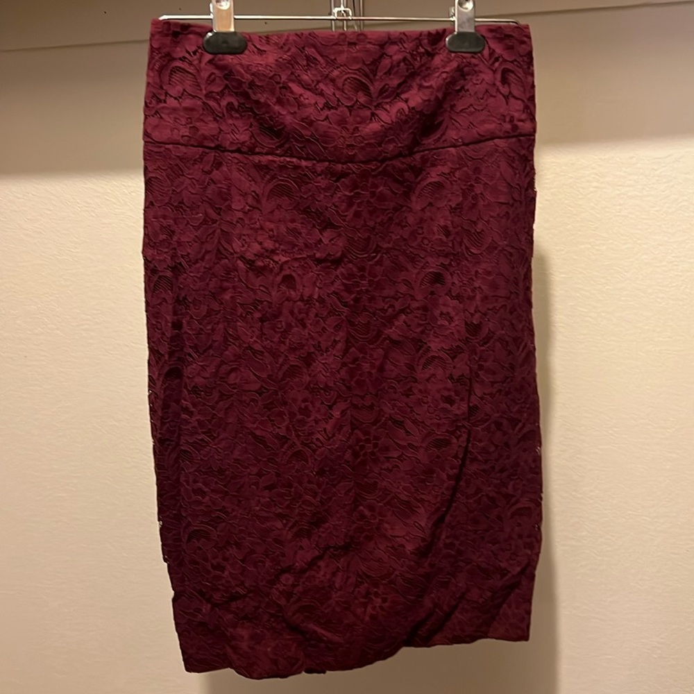 Maroon pencil skirt